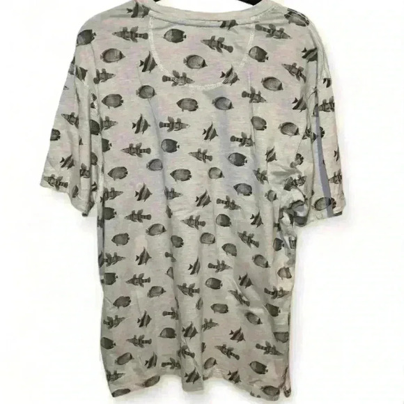 PD&C Men's Gray Fish Print Crew Neck Short Sleeve Medium - Picture 3 of 7